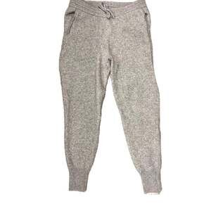 NAADAM The Essential 100% Cashmere Sweatpants in Heather Grey, small